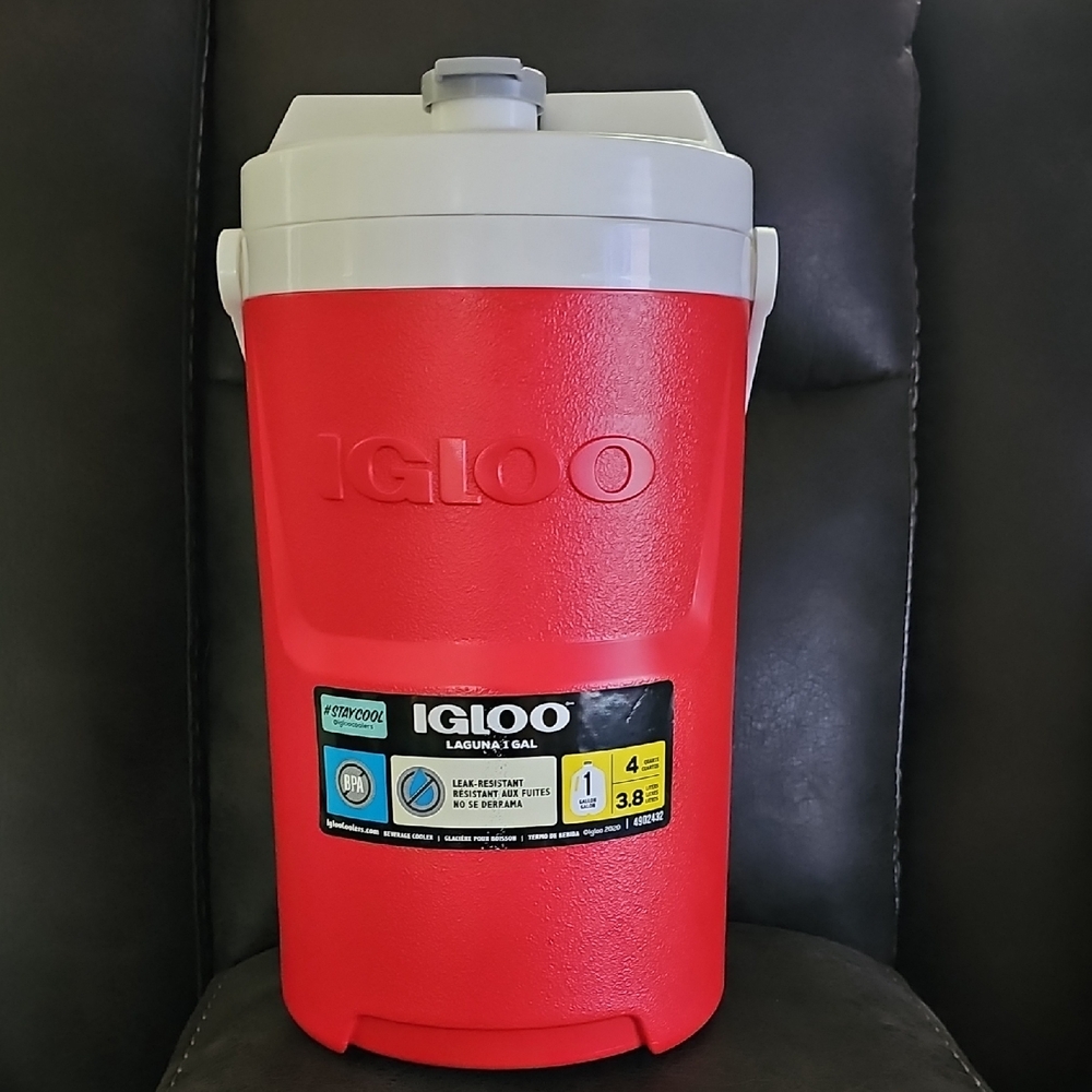 Igloo Red and Gray Beverage Cooler